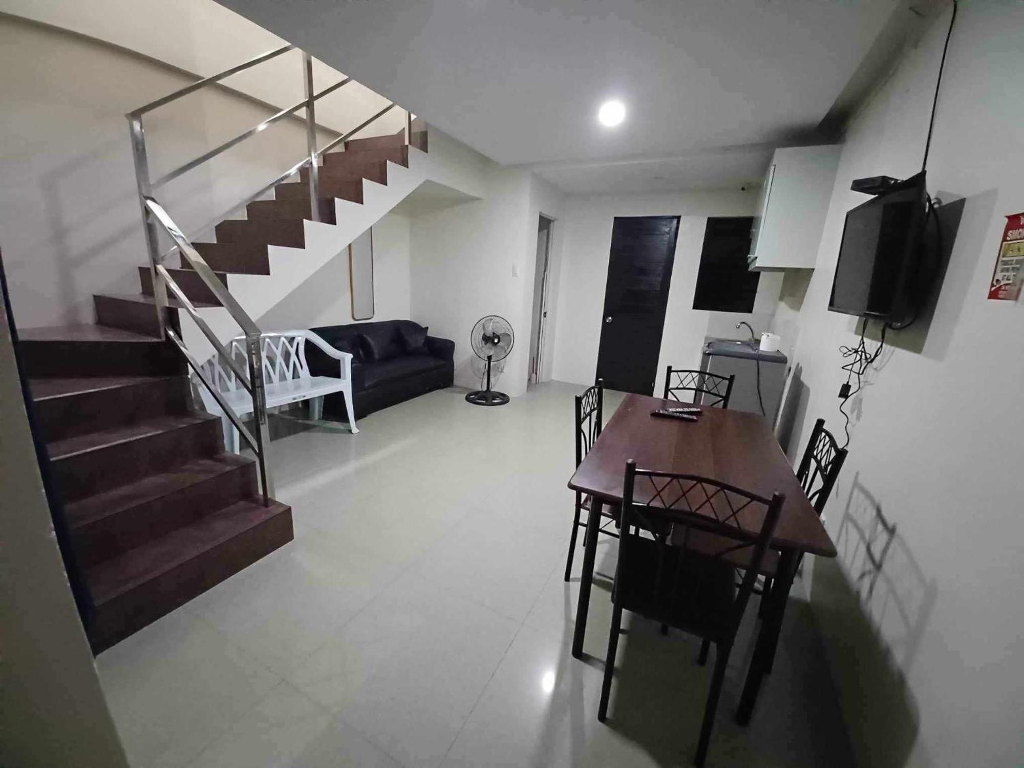 2020 Travelers Inn Dumaguete City Exterior foto