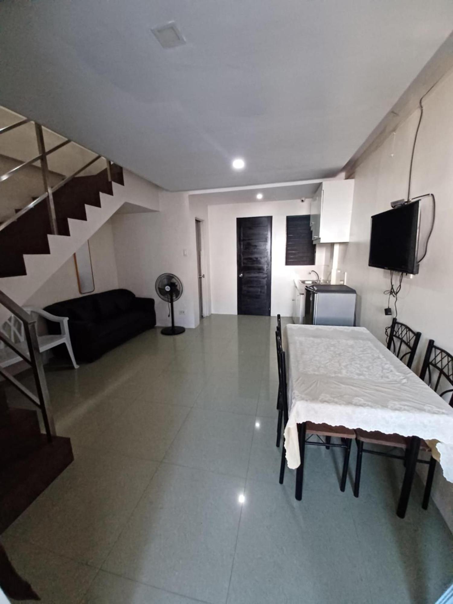 2020 Travelers Inn Dumaguete City Exterior foto
